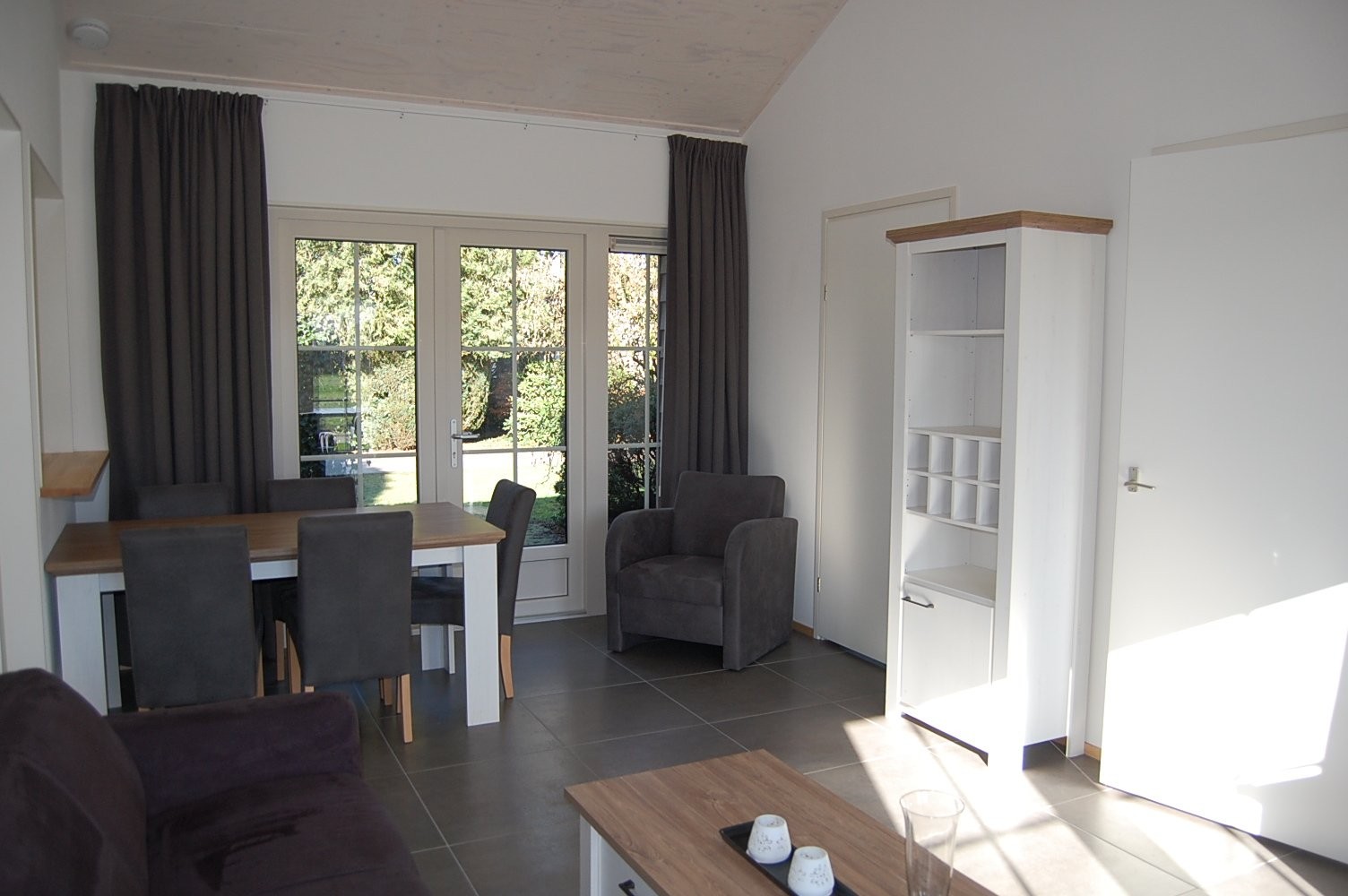 Wohnzimmer mit Essbereich 6a2abb5f7eb16